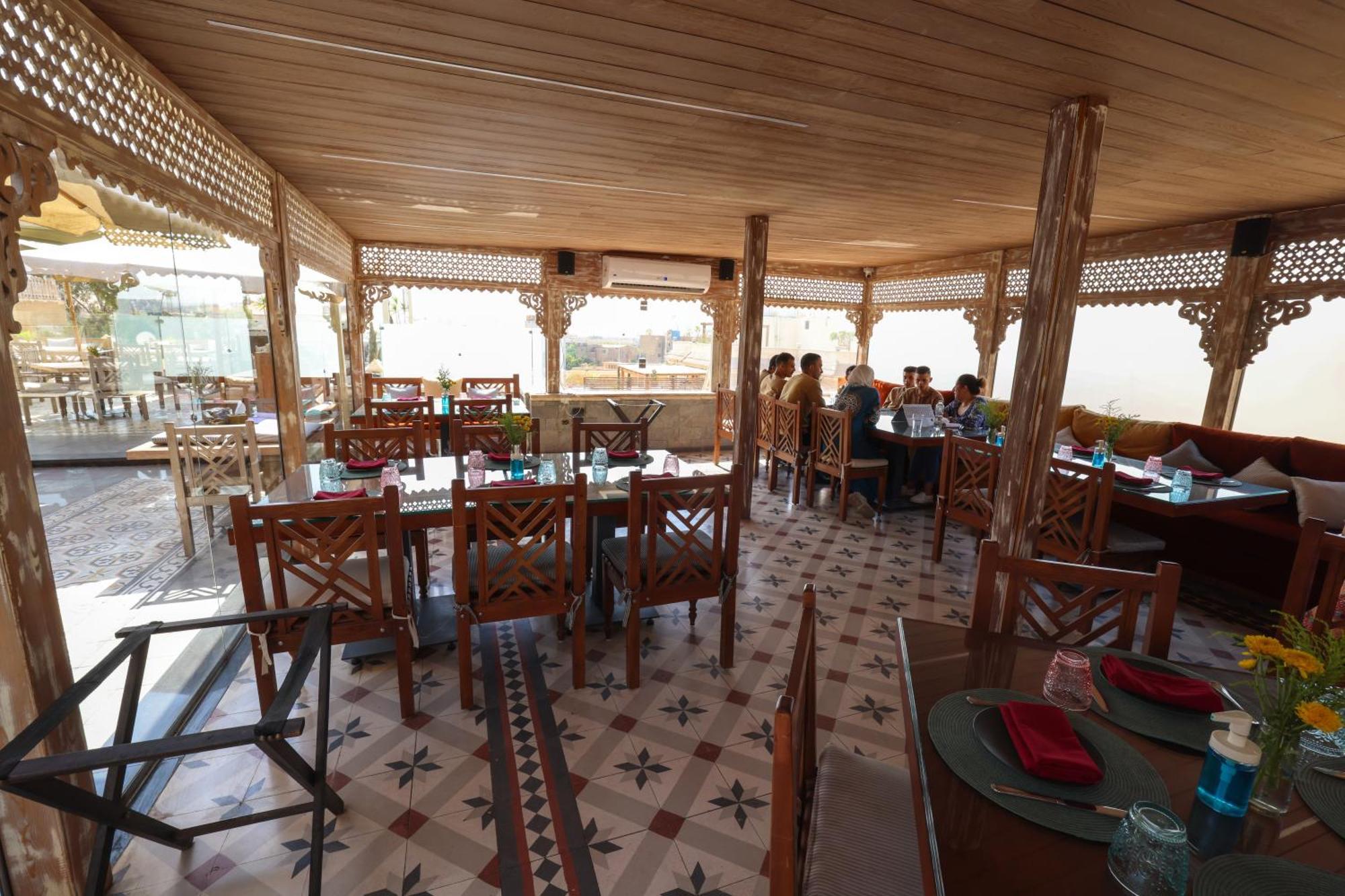 Onyx Pyramids Boutique Hotel Al Kawm al Akhdar Экстерьер фото